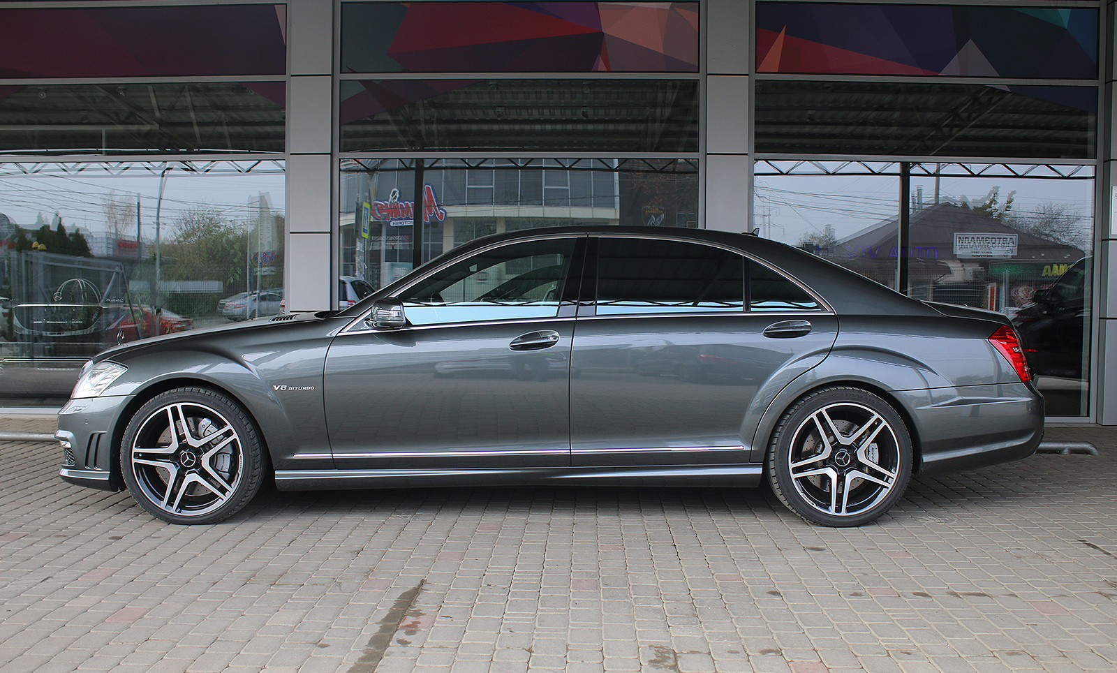 Lugov Auto (Лугов авто) - Mercedes-Benz S 63 AMG Long