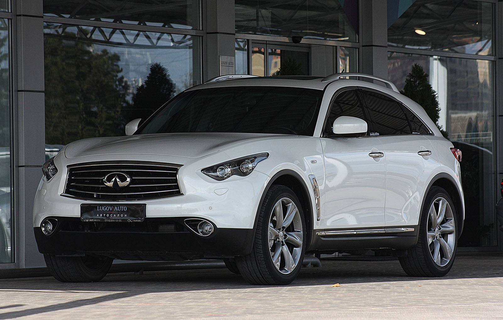 Lugov Auto (Лугов авто) - Infiniti FX37S