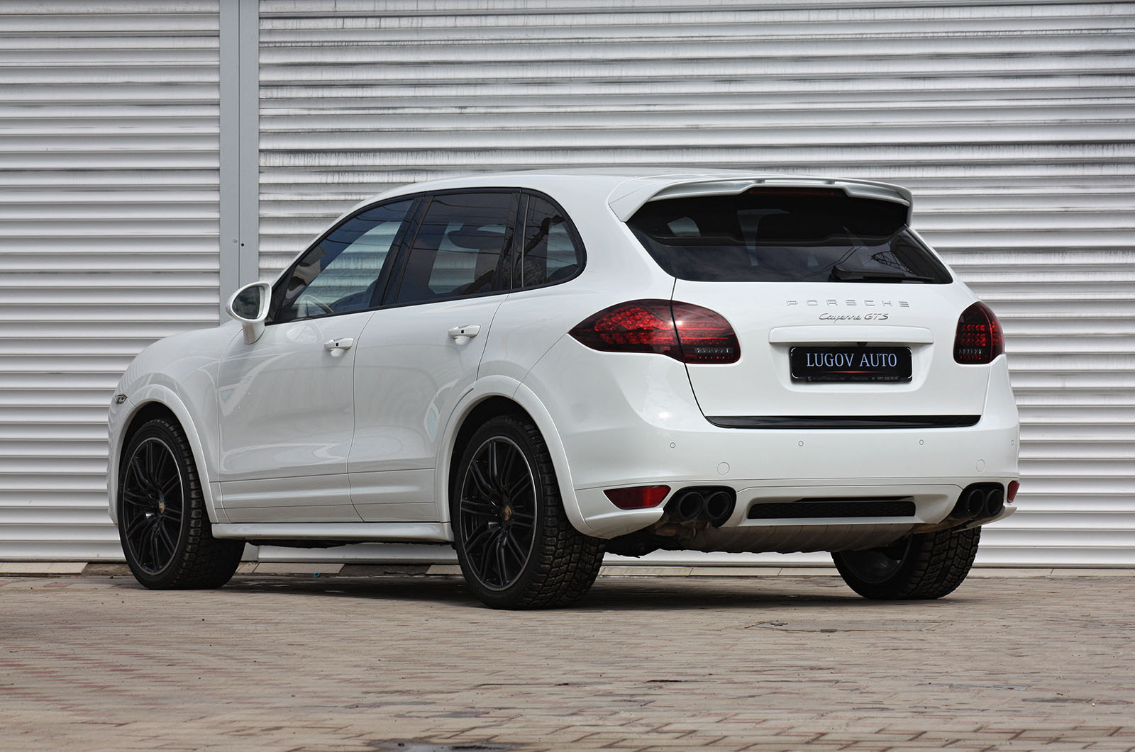 Lugov Auto (Лугов авто) - Porsche Cayenne GTS