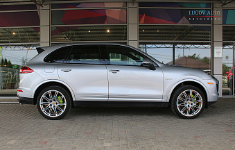 PORSCHE CAYENNE S Hybrid, 2017