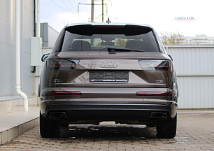 Audi Q7, 2015