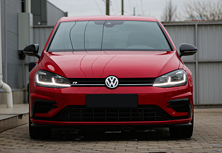 Volkswagen Golf R , 2019