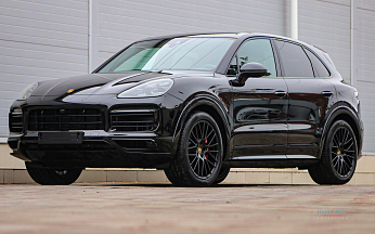 Porsche Cayenne GTS, 2022