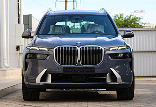 BMW X7 40d, 2023