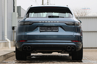 Porsche Cayenne Turbo, 2018