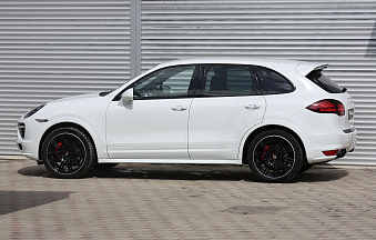 Porsche Cayenne GTS, 2013