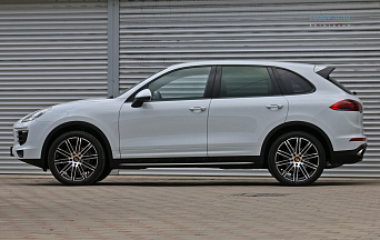 Porsche Cayenne, 2015