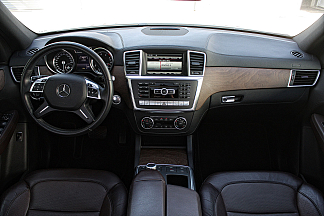 Mercedes-Benz ML400, 2014