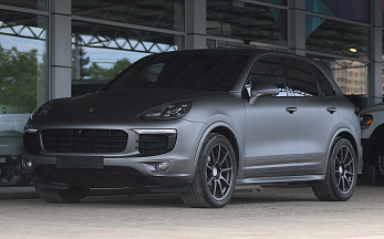  Porsche Cayenne S, 2017