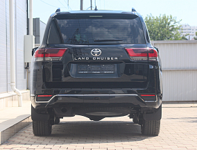 TOYOTA LAND CRUISER 300, 2022