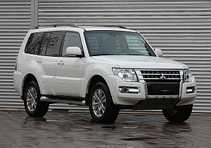 Mitsubishi Pajero, 2015