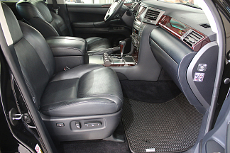 Lexus LX  570, 2011