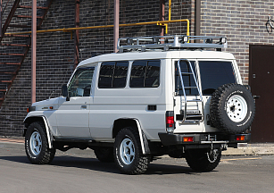 Toyota Land Cruiser 70 Series, 2001