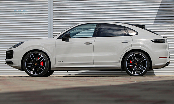 Porsche Cayenne GTS Coupé, 2021