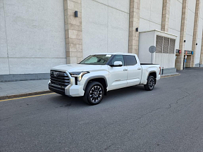 Toyota Tundra , 2022