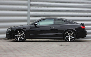 Audi RS5  4WD, 2012