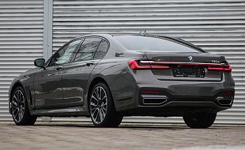 BMW 750d, 2019