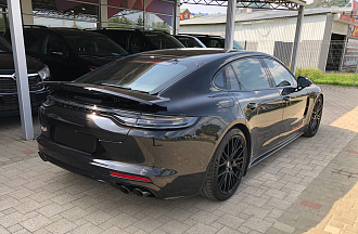 Porsche Panamera Turbo S, 2021