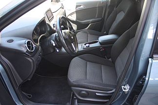 Mercedes-Benz B 200, 2012