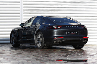 Porsche Panamera 4S, 2016