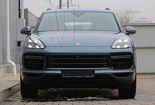 Porsche Cayenne Turbo, 2018