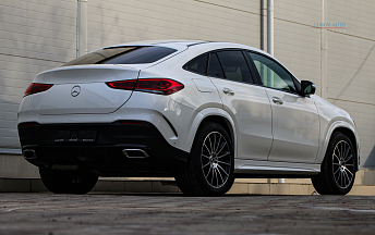 Mercedes-Benz GLE 400d, 2022