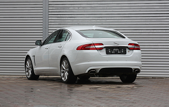 Jaguar XF, 2013