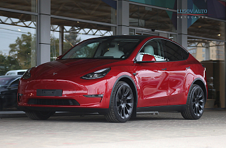 Tesla Model Y, 2021