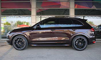  Porsche Cayenne S, 2014