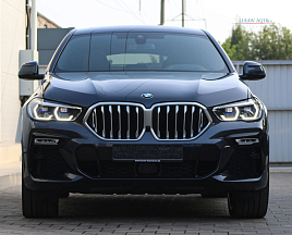 BMW X6 40i, 2020