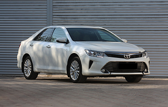 Toyota Camry, 2015