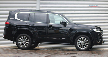 TOYOTA LAND CRUISER 300, 2021