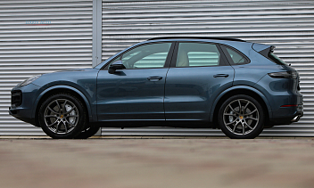 Porsche Cayenne Turbo, 2018