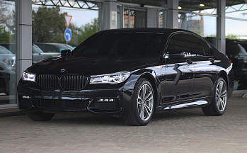 BMW 730i, 2018