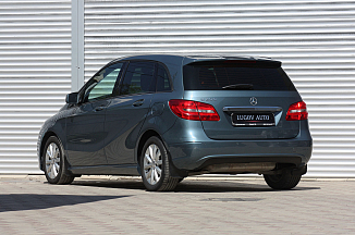 Mercedes-Benz B 200, 2012