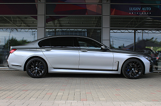 BMW M760Li xDrive Limousine, 2019