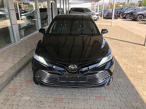 Toyota Camry, 2018