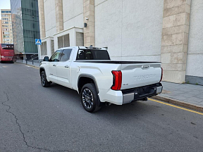 Toyota Tundra , 2022