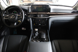 Lexus LX 570, 2020