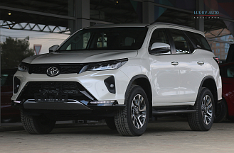 Toyota Fortuner, 2021