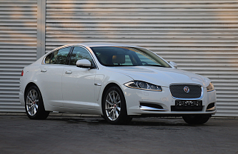 Jaguar XF , 2013