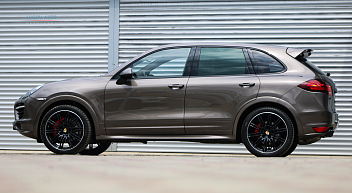 Porsche Cayenne GTS, 2012