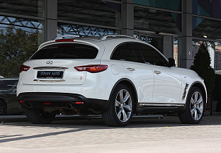 Infiniti FX37S, 2013