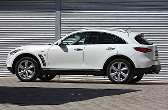 Infiniti QX70, 2013