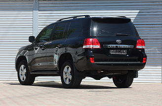 Toyota Land Cruiser 200, 2010