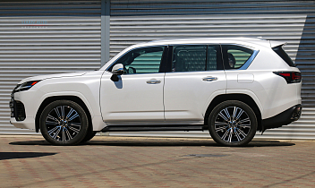 LEXUS LX 500d, 2022