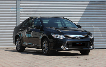 Toyota Camry 2.5 AT, 2017