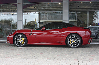 Ferrari California , 2011