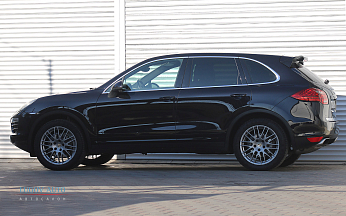 Porsche Cayenne, 2012