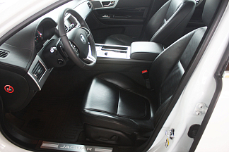 Jaguar XF, 2013